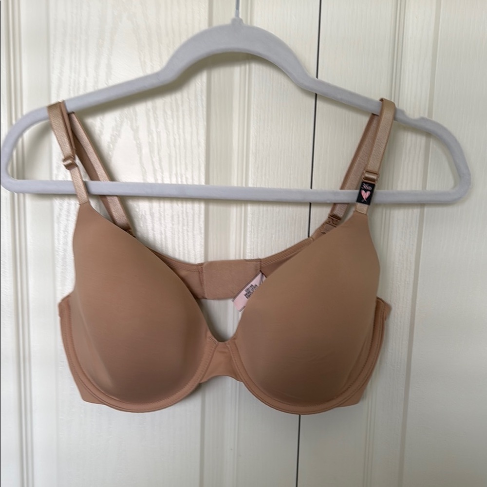 Victorias Secret Tan Bra